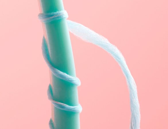 Close view showing the textured woven filaments used in Cocofloss