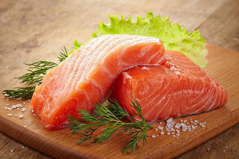 Lachs als Zutat für ein Hundefuttermenü