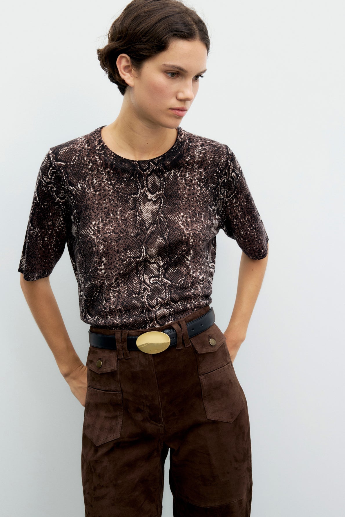 Pull Rosa en laine fine à motif animalier photographié porté