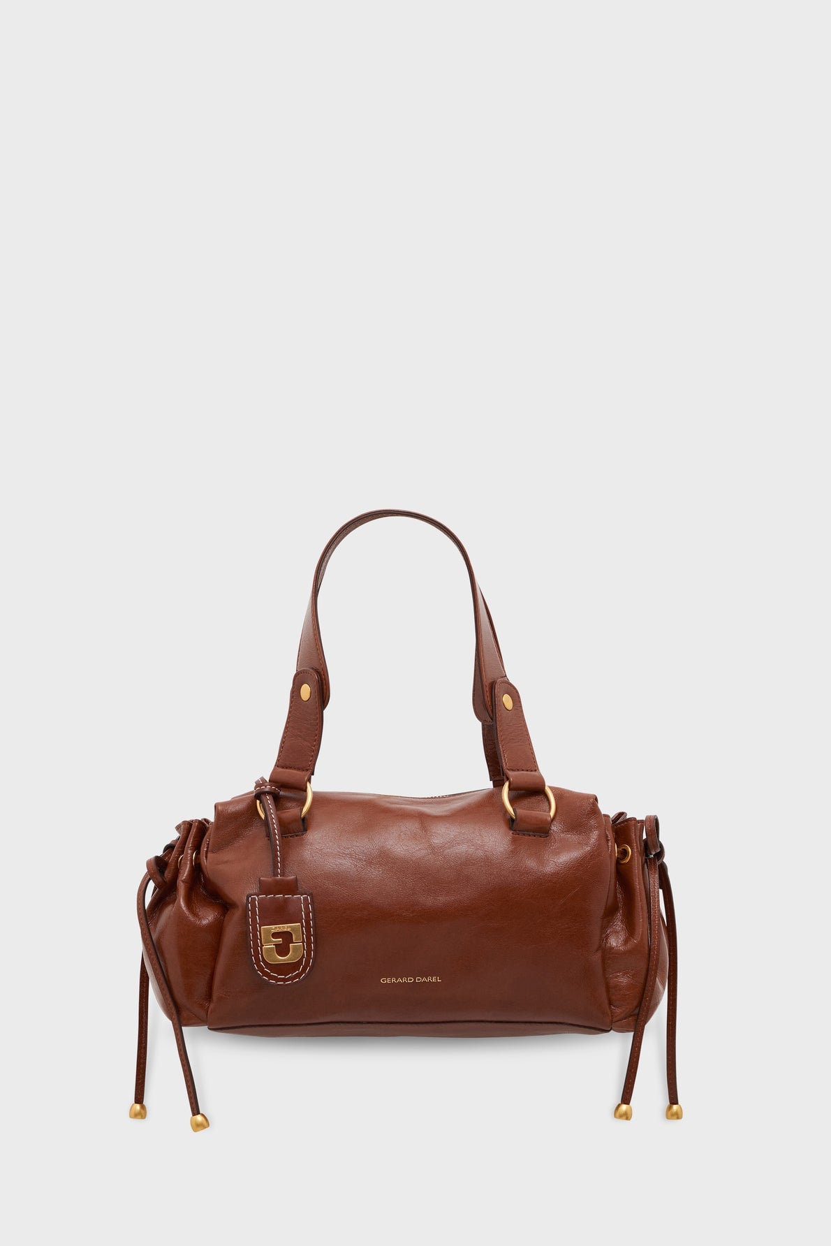 Sac à main Gerard Darel en cuir photographié seul