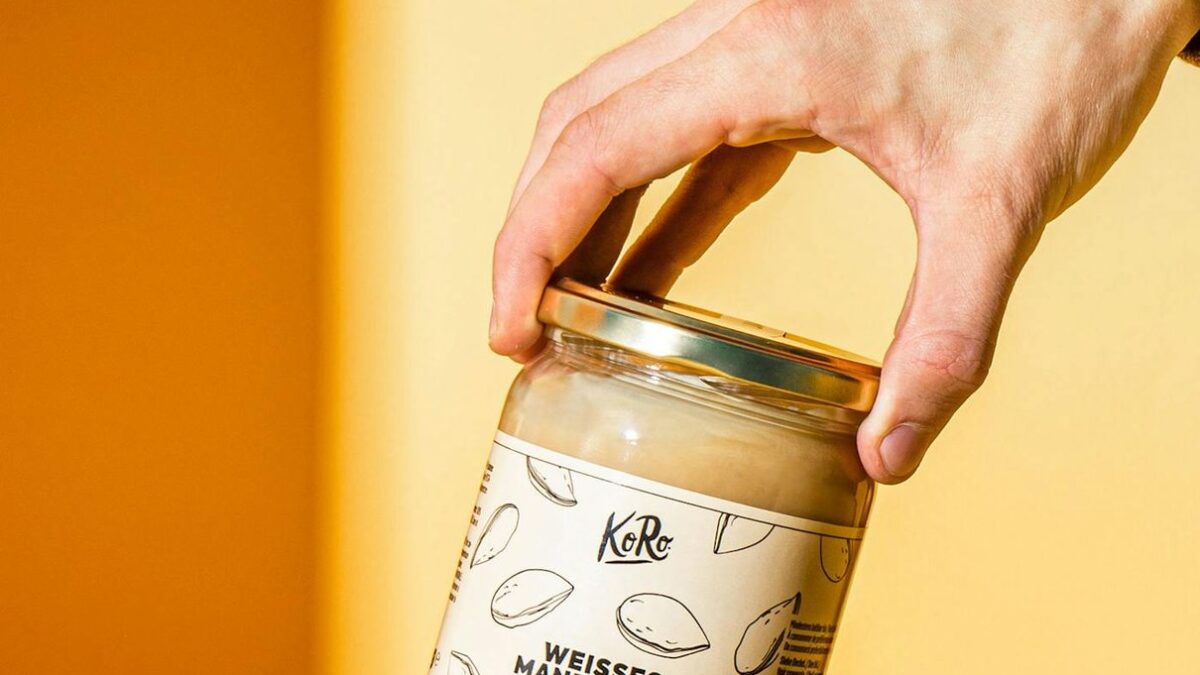 Korodrogerie Weißes Mandelmus im Review: Lohnt sich der vielseitige Vorrat?