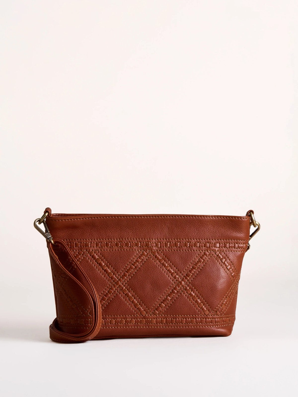 Baycliff Leather Cross Body Bag in tan leather
