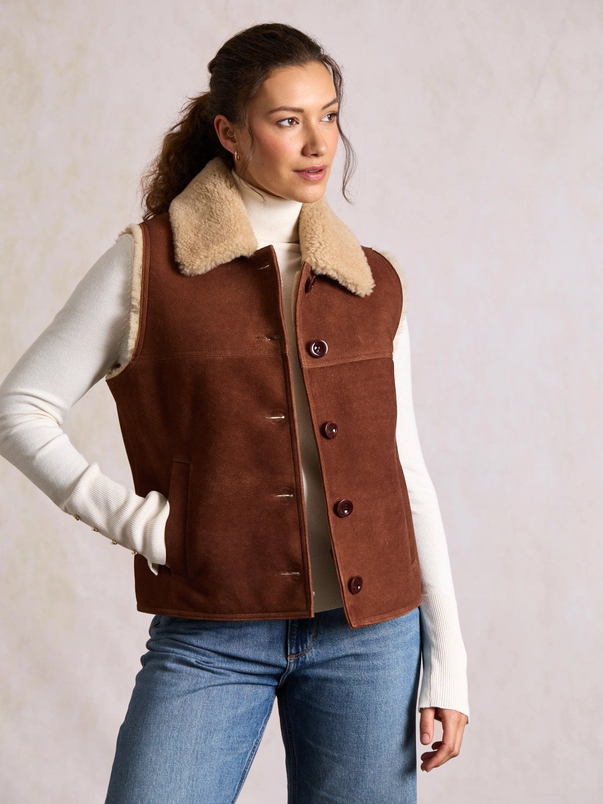 Garnett sheepskin gilet in cognac with a wool interior