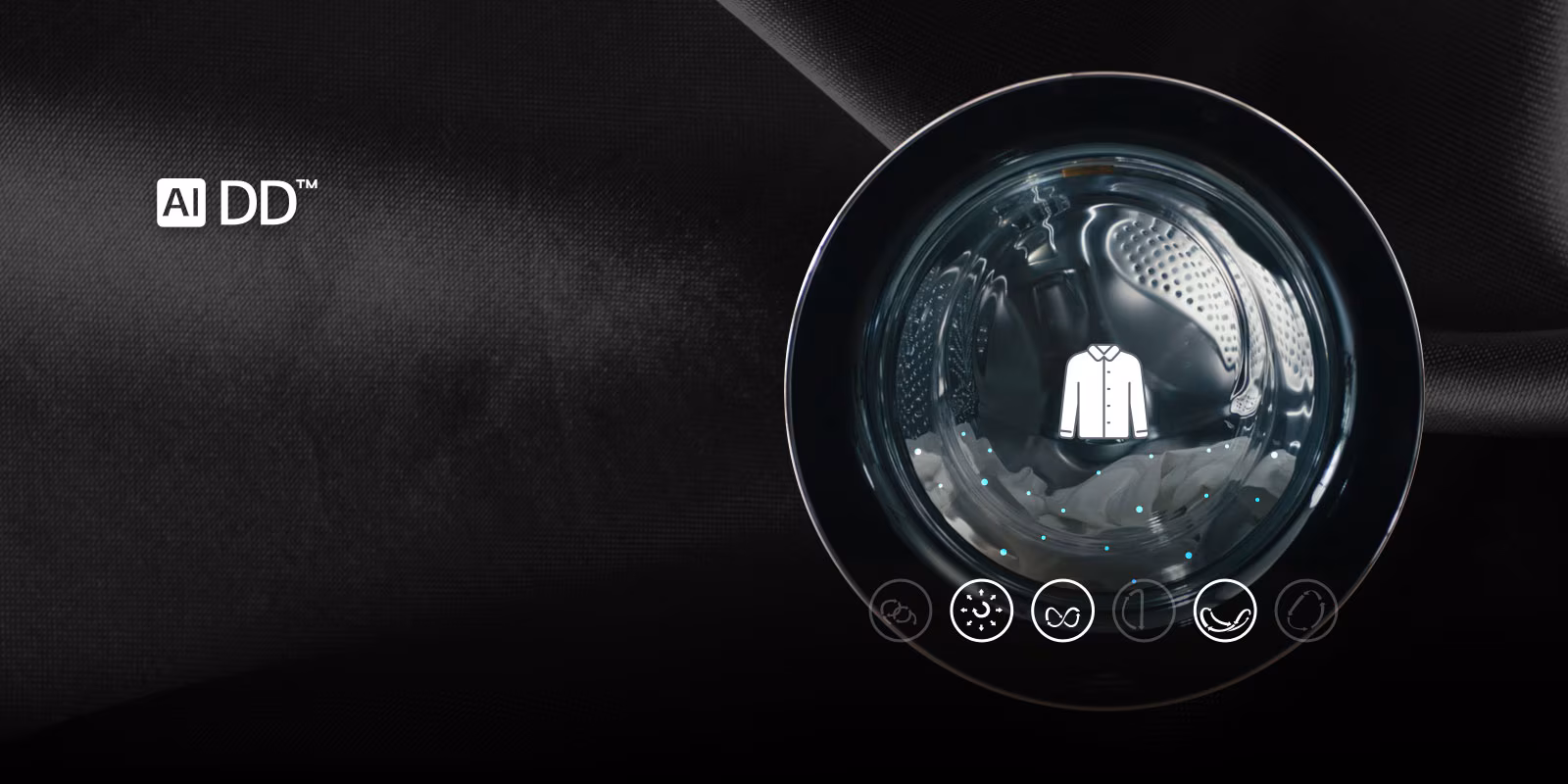 Lavadora frontal LG blanca con tecnología AI DD en un espacio de lavado