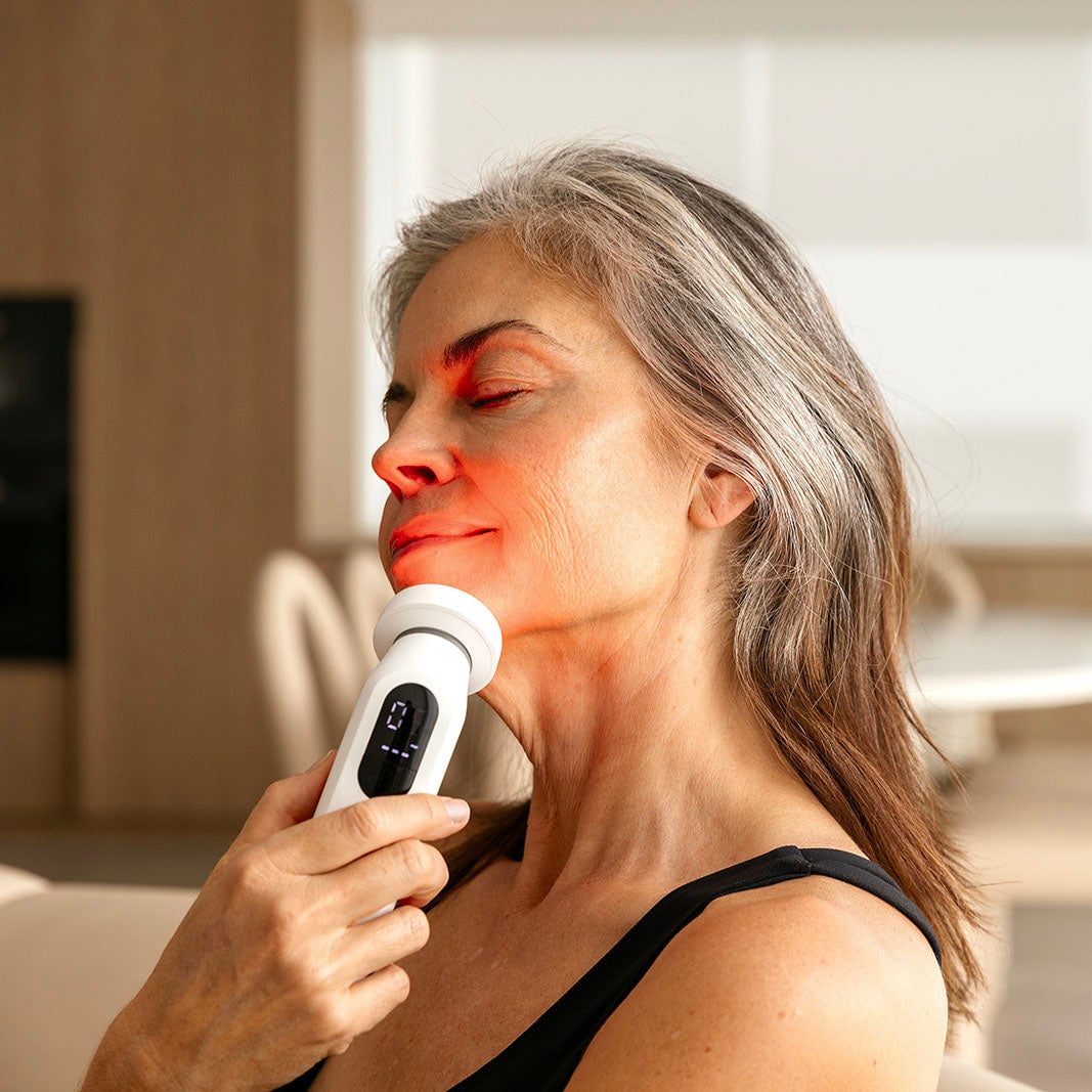 NOVAALAB LLC handheld Light Switch therapy device