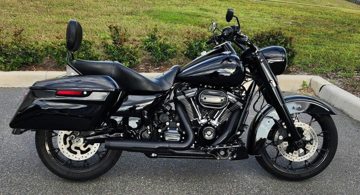 TCMT Touring Luggage Compared: Rack, Saddlebags or Trunk?